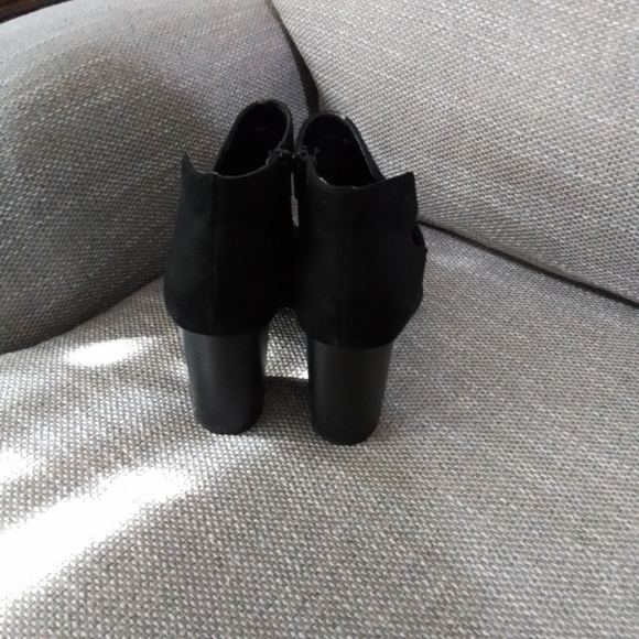 Womens Black Ankle Booties - Picture 7 of 8